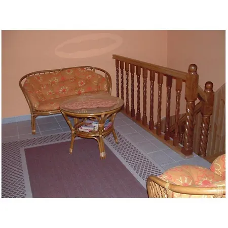 Three Bedroom Holiday In *